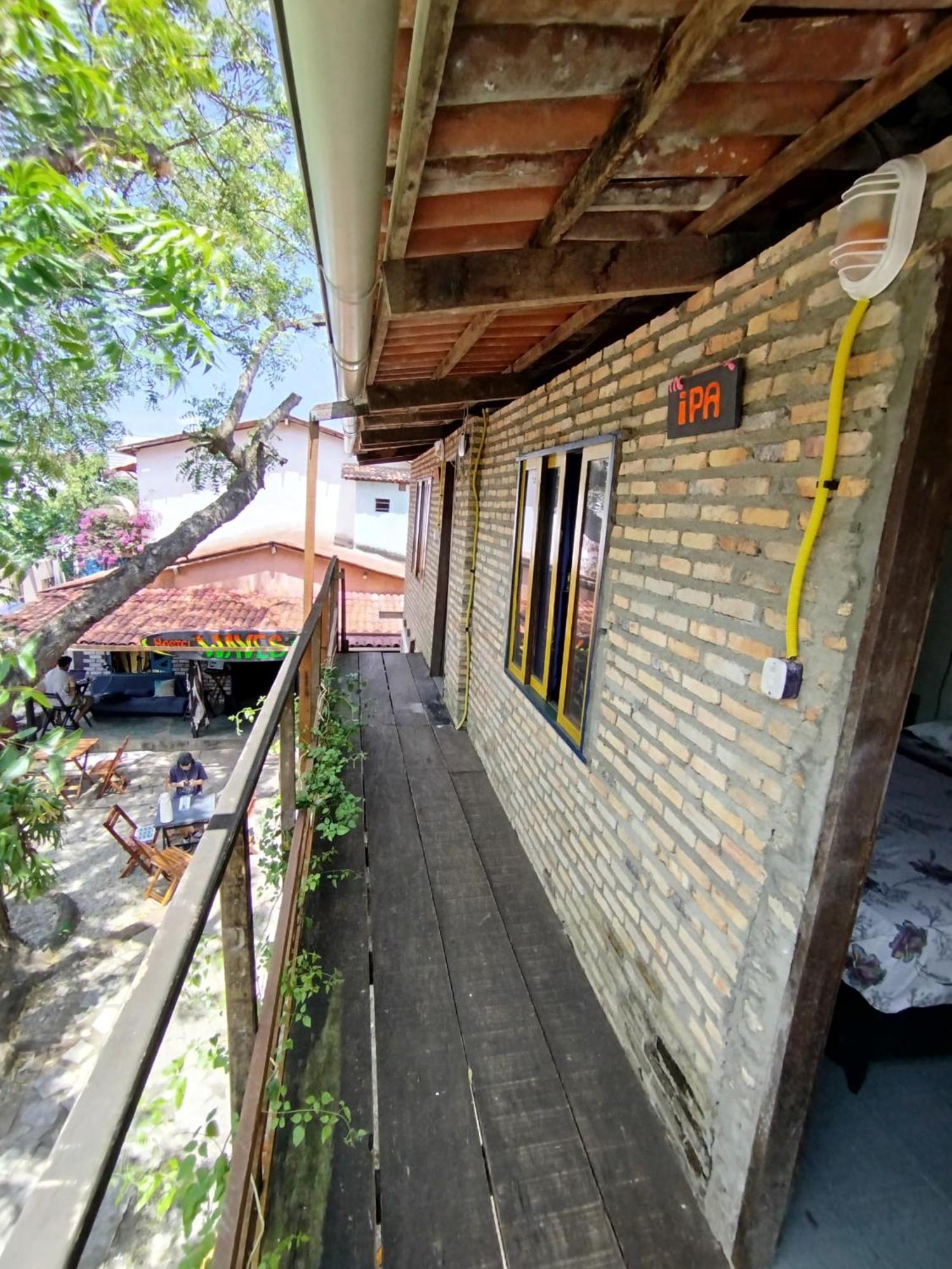 Waves Hostel & Pub Praia de Pipa Extérieur photo